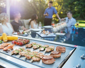 Full Plate/Flat Top BBQs: Crowd-Pleasing Grilling Machines