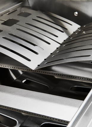 BeefEater 7000 Premium 5-Burner BBQ + Side Burner Gas Barbecues BeefEater Barbecues   
