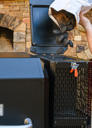 Masterbuilt Gravity Series 800 Digital Charcoal Grill and Smoker Charcoal Barbecues Masterbuilt   