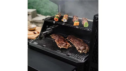 Masterbuilt Gravity Series 600 Digital Charcoal Grill and Smoker Charcoal Barbecues Masterbuilt   