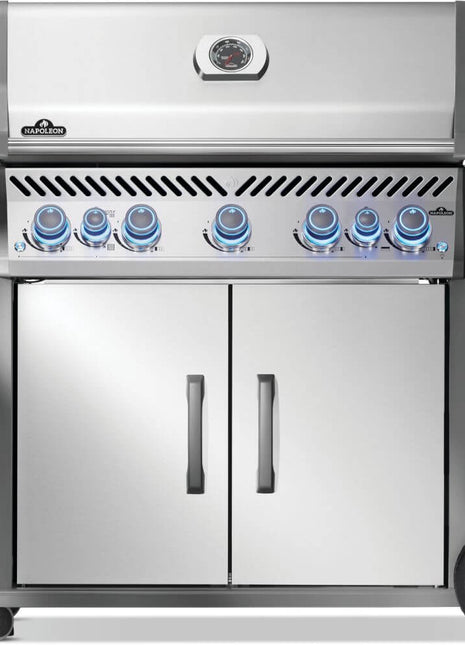 Rogue PRO-S 625 RSIB with Infrared Side and Rear Burner Gas Barbecues Napoleon