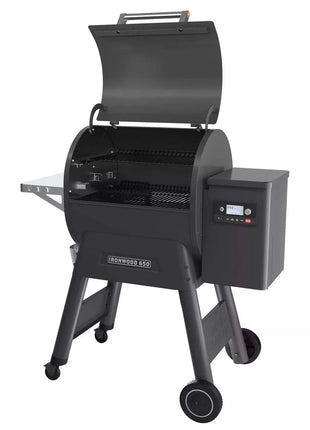 Traeger Ironwood 650 Wood Pellet Grill