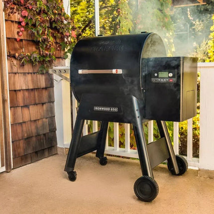 Discontinued – Traeger Ironwood 650 Wood Pellet Grill BBQ Smokers and Pellet Grills Traeger