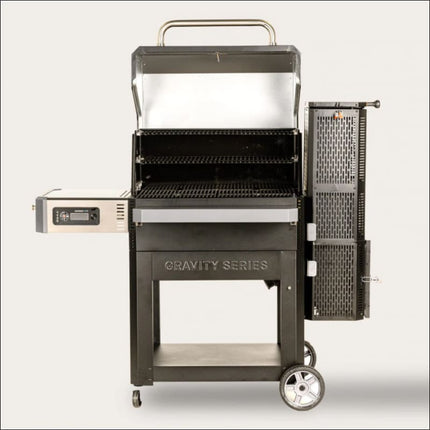 Masterbuilt Gravity Series 1050 Digital Charcoal Grill + Smoker Charcoal Barbecues Masterbuilt   